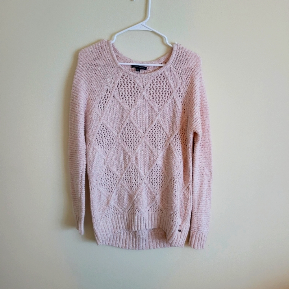 American eagle pink sweater